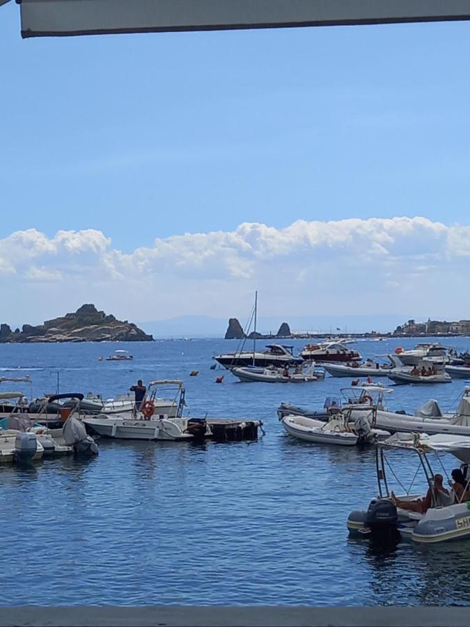 Peppe'S Holiday House Catania Bagian luar foto